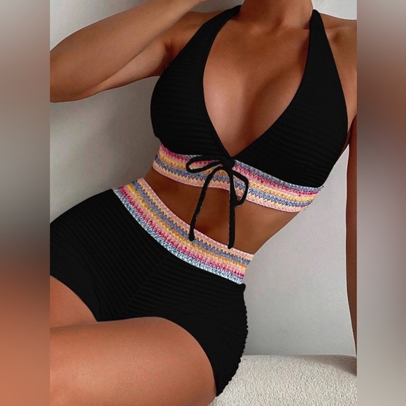 Backless Textured Halter Neck Two-Piece Swim Set - Picture 4 of 10